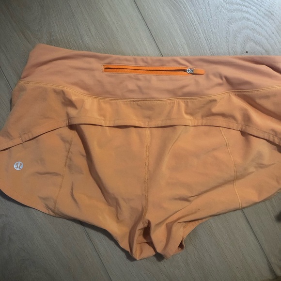 Lululemon speed up short - Picture 2 of 3